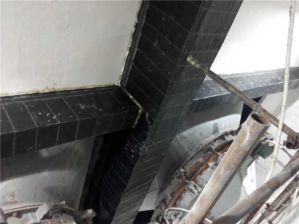 1570761463127120.jpg 碳纤维加固3.jpg